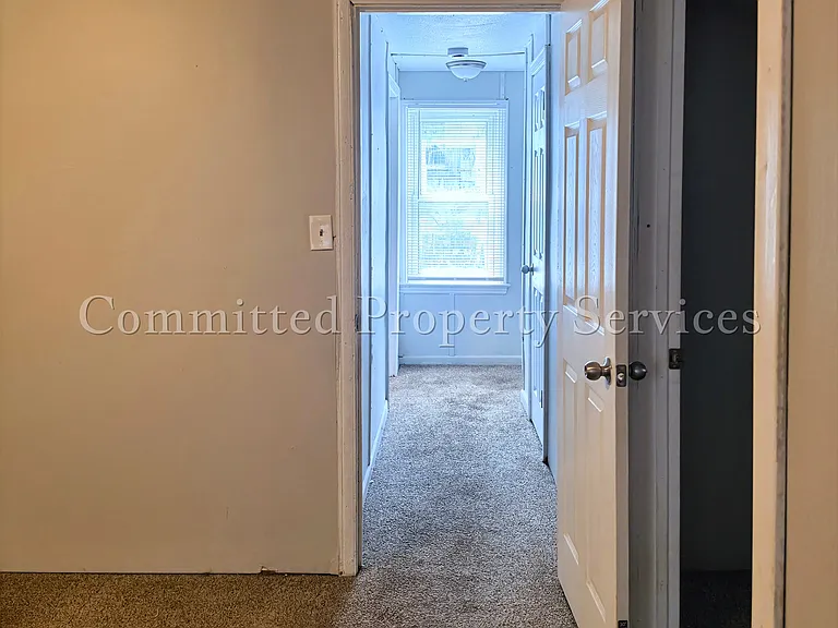 14148 Manor St — Photo 8