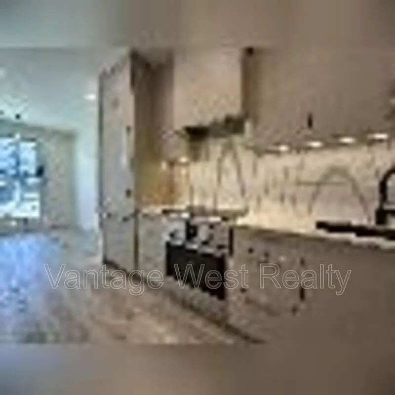 1 bed, 1.0 bath, $1,995 — Photo 4