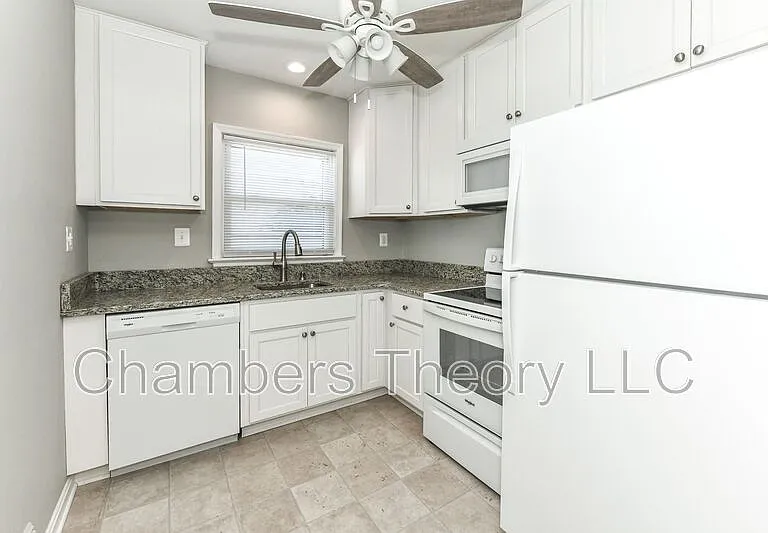 130 S 29th St #4 — Photo 6