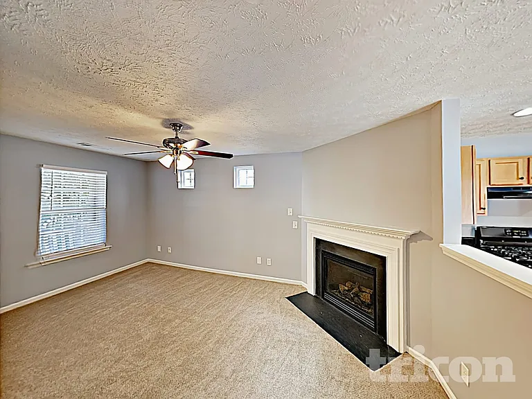 5370 Mountain Top Pl — Photo 4