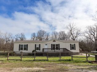 1747 E 555th Rd, Brighton, MO 65617