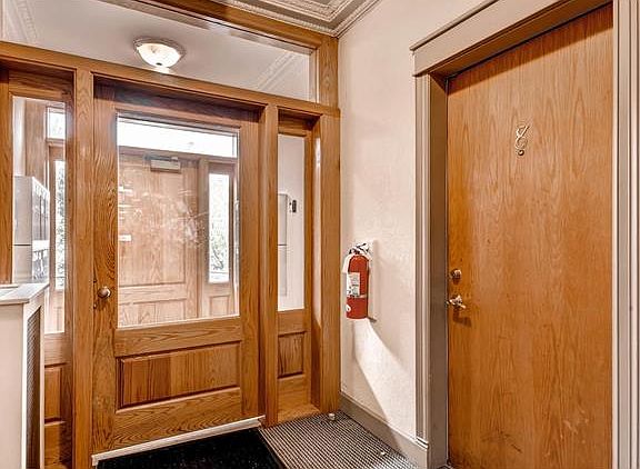 3rd image of 1650 N Pearl St APT 8