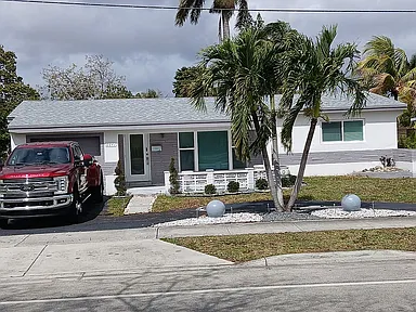 6641 Miramar Pkwy — exterior photo