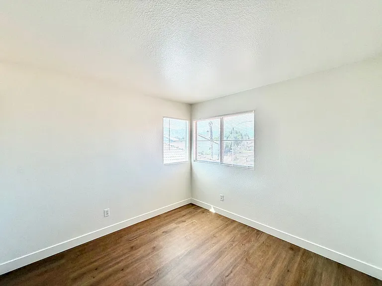 15854 Pampas Ct — Photo 24
