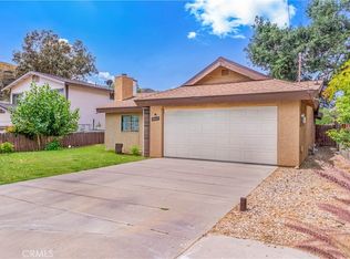29039 Eveningside Dr, Val Verde, CA 91384