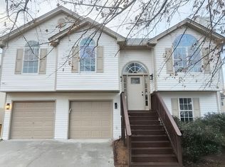 2520 Carolina Rdg, Riverdale, GA 30296