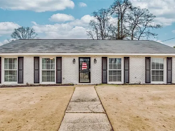 19 Parkwood Cir, Tuscaloosa, AL 35401