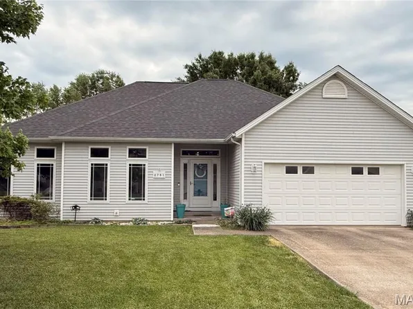 2751 Ridgeway Dr, Jackson, MO 63755