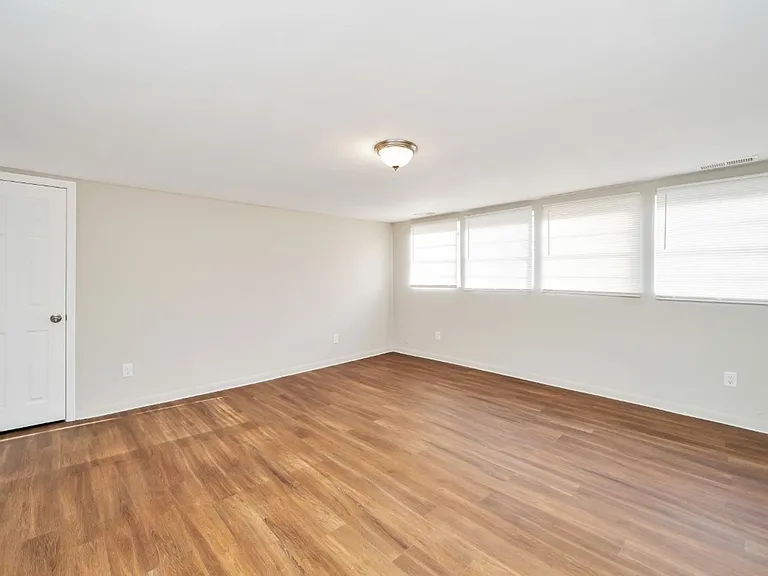 1624 Fairview Dr — Photo 11