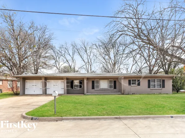 1103 Warden St, Benbrook, TX 76126