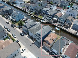 2796 Alder Rd, Bellmore, NY 11710