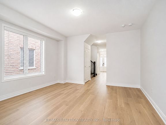 5th image of 2544 Bandsman Cres