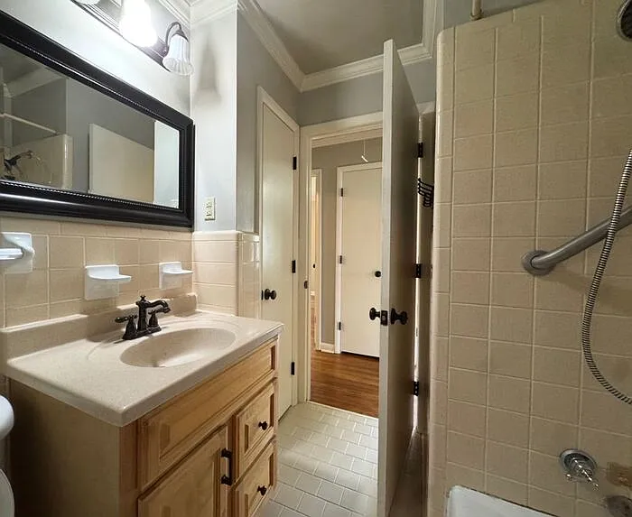 817 Chambers Dr NE — Photo 25