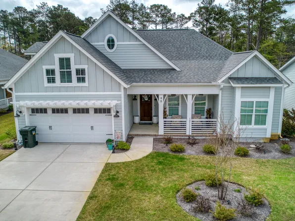 48 Streambed Way, Hampstead, NC 28443