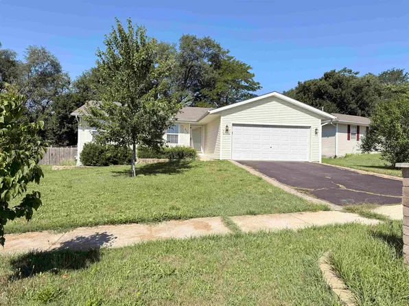 632 Larnell Ln, Rockford, IL 61101