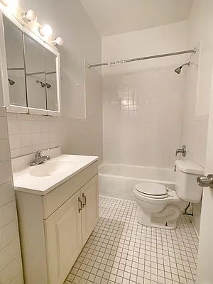 Rented by Corcoran | media 21
