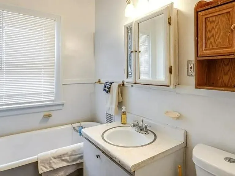 14300 Darwin Ave — Photo 20