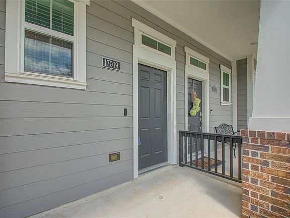 3rd image of 17019 Canosa Dr