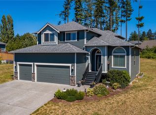 934 Cove View Cir, Oak Harbor, WA 98277