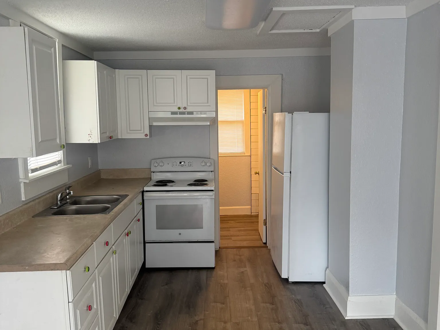 2 bed, 724 sqft, $1,300 — Photo 3