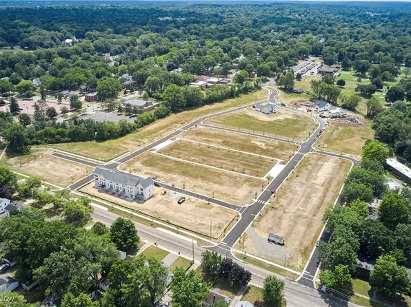 10-S/L Sunrise View Dr #W, Akron, OH 44313