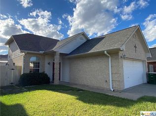 806 Pennsylvania Ave, Victoria, TX 77904