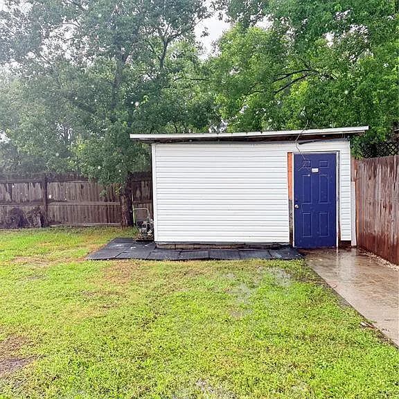 2130 Redleaf Dr — Photo 17