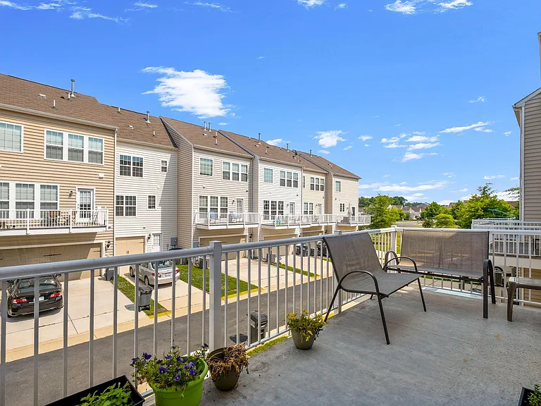 25480 Potomac Twain Ter — Photo 12