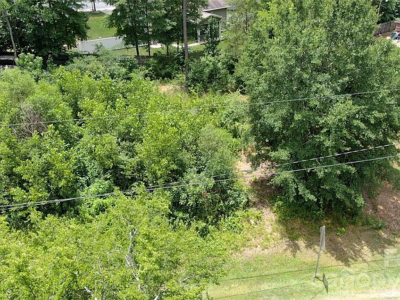 2nd image of 6522 Simpson Rd