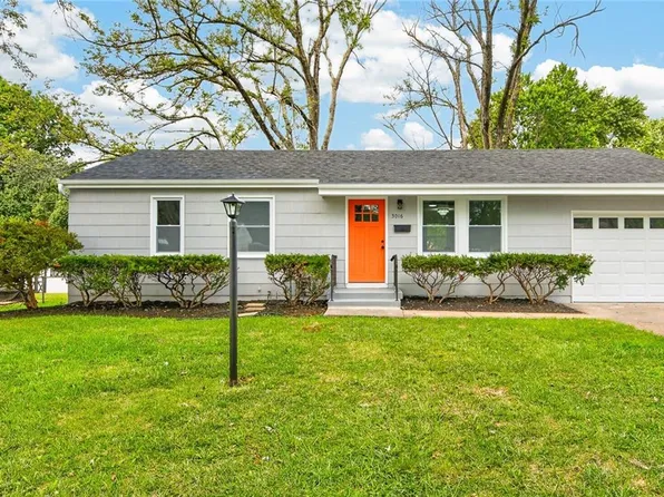 3016 Porter Rd, Independence, MO 64055