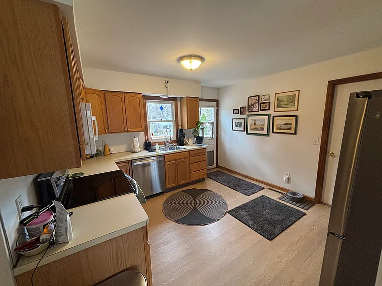 101-103 Serif Ln #101 — Photo 13