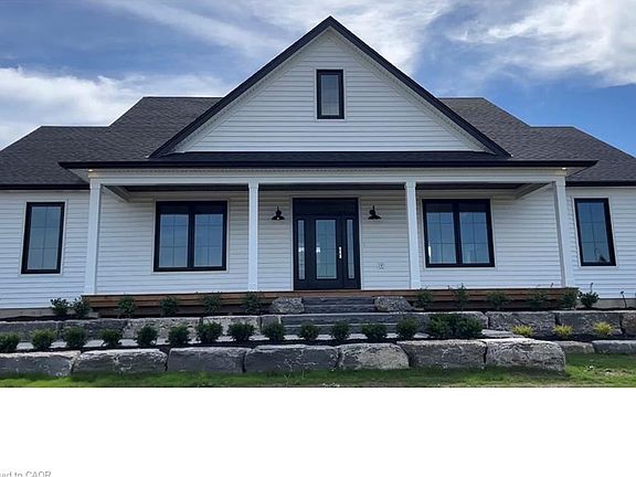 2nd image of 348 Hart Rd