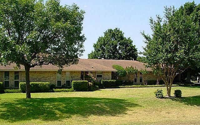 1st image of 328 Windy Meadow Dr