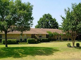 328 Windy Meadow Dr, Cedar Hill, TX 75104