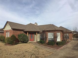 611 Azalea Dr, Forney, TX 75126