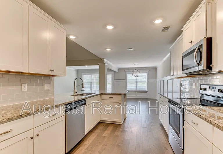 907 Linsmore Ave — Photo 23