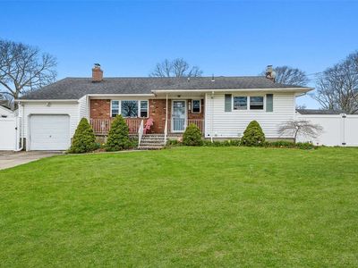 56 Risley Rd, Patchogue, NY, 11772
