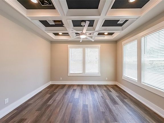 4th image of 1360 Dickens Rd NW