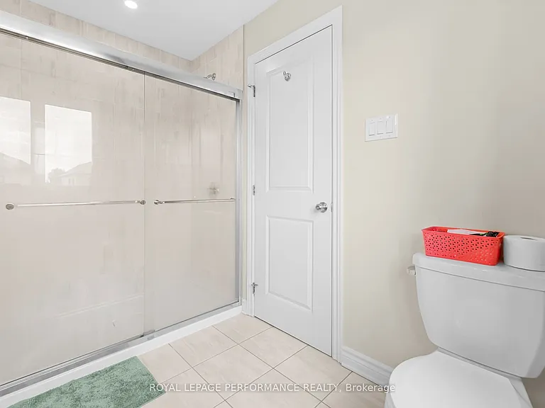 709 Namur St — Photo 22