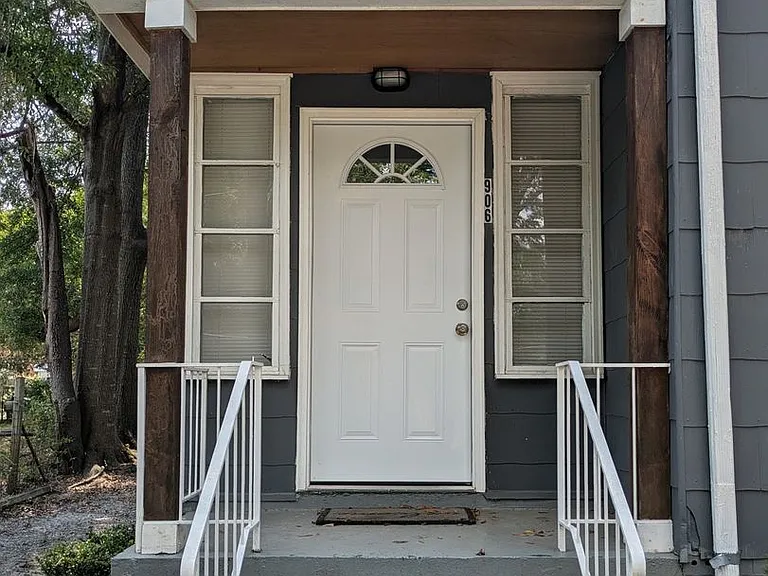906 Central Ave — Photo 1