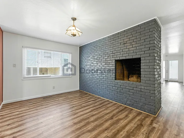 4339 Adeline St #B — Photo 14