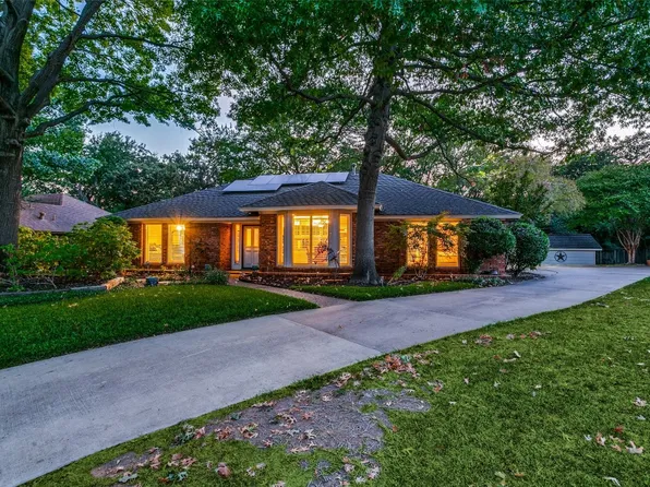 3014 Cresthaven Ct, Grapevine, TX 76051