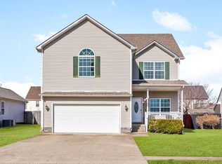 613 S Cavalcade Cir, Oak Grove, KY 42262