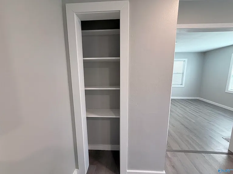 1224 Halsey Ave NE — Photo 12