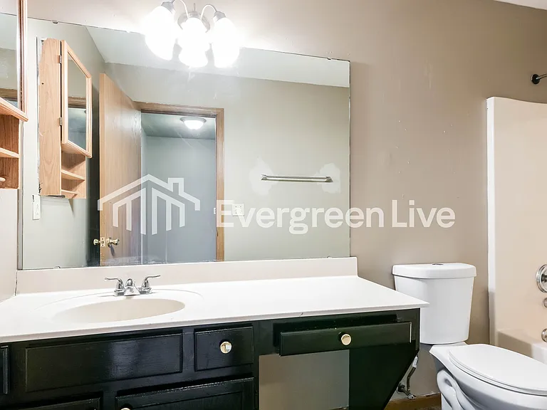 9257 Cozens Ave — Photo 9