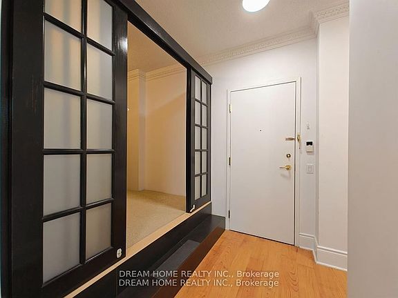 5th image of 10 Northtown Way #316