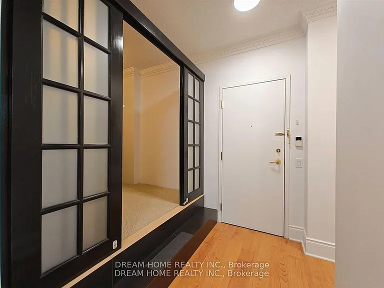 10 Northtown Way #316 — Photo 5
