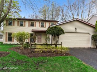 713 Zaininger Ave, Naperville, IL 60563