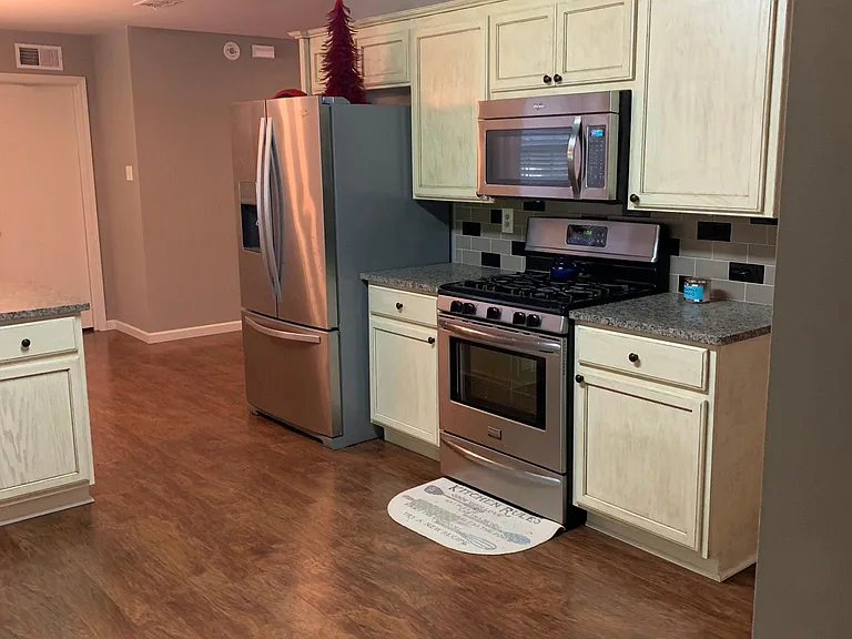 2912 Denise Dr — Photo 5
