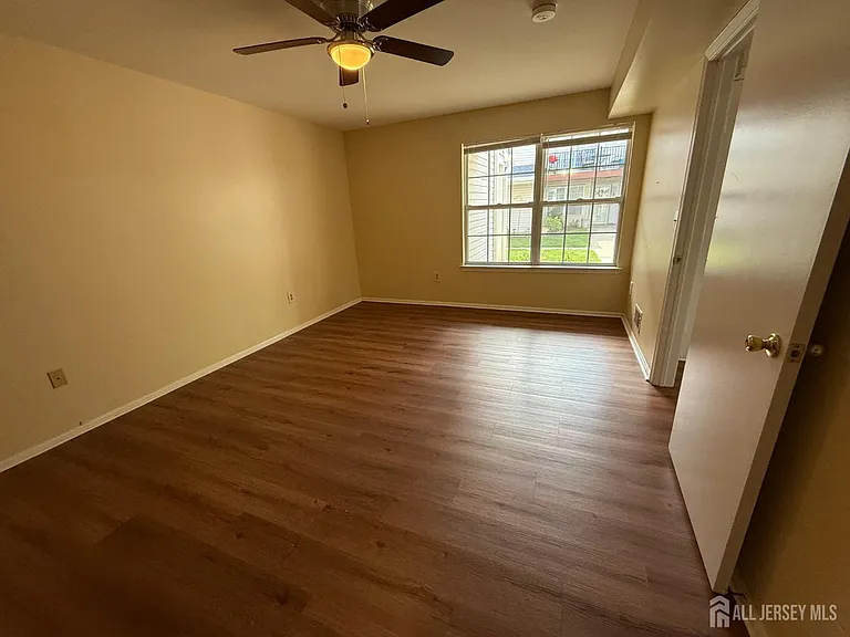 1102 Stony Brook Way — Photo 7